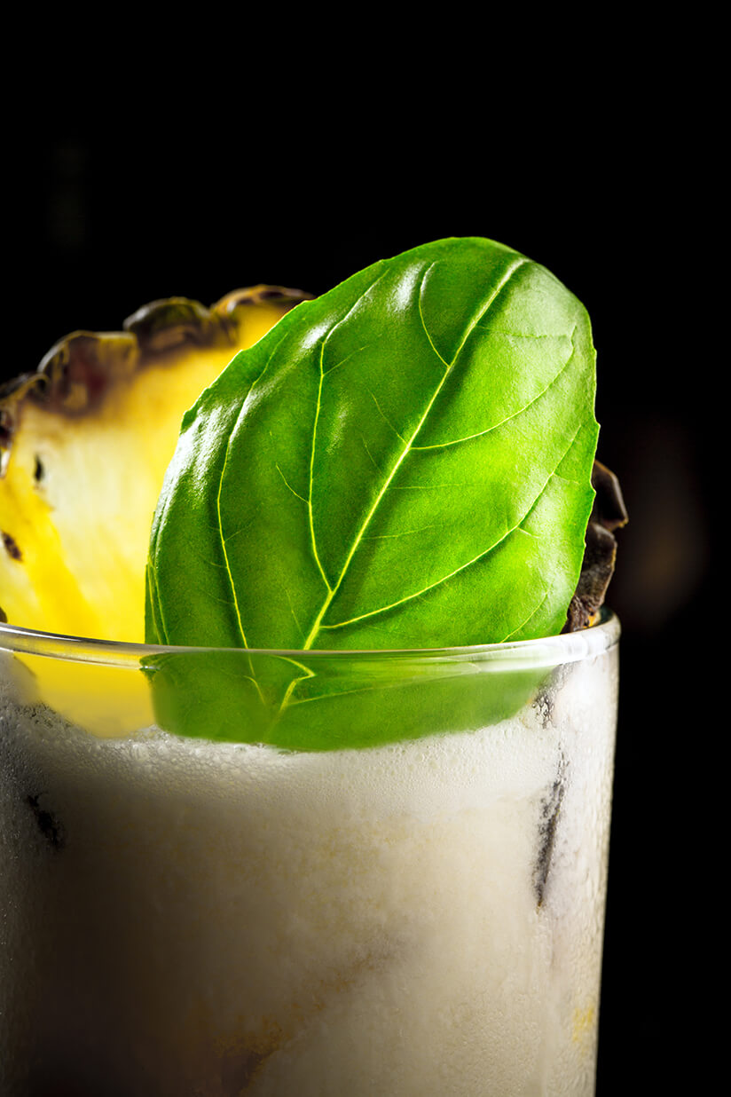 pina-colada-cocktail-mint